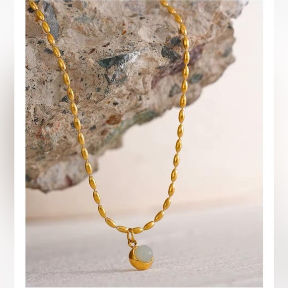 Jewelry - Stainless steel Elegant Gold Necklace with White Pendant